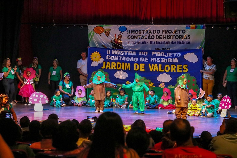 Prefeitura de Manaus encerra as atividades de 2023 do projeto ‘Contação de Histórias’, da Semed