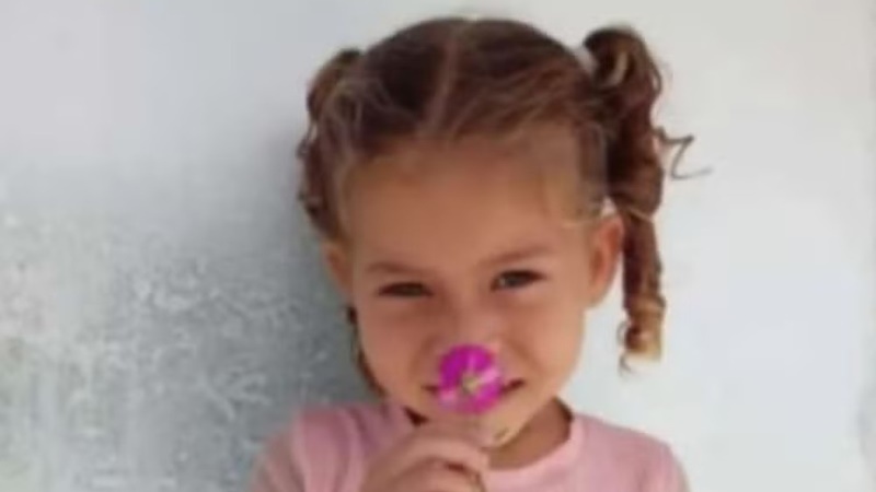 Criança de 5 anos morre após cair de ônibus escolar em movimento na BA