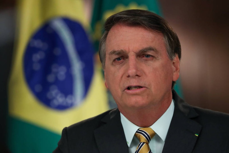 Nem Bolsonaro sabe por quantos crimes é investigado