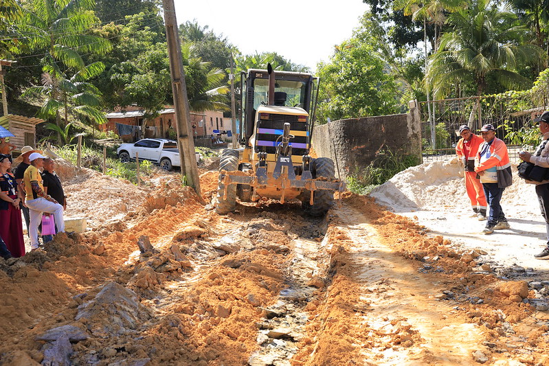 Prefeitura chega ao ramal do Areal com obras para acabar com lama, poeira e facilitar acesso a PcDs