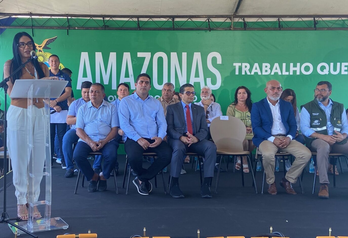 Prefeitura de Manaus recebe equipamentos para reforçar ações de combate à dengue e à malária