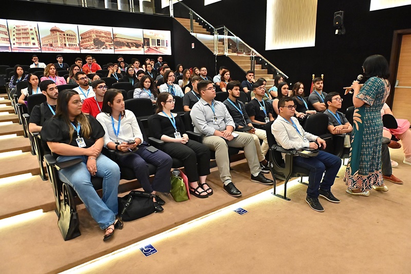 TCE-AM inicia a recepção de 59 novos estagiários