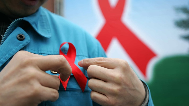 Nova variante do HIV está circulando em pelo menos três estados brasileiros, diz estudo