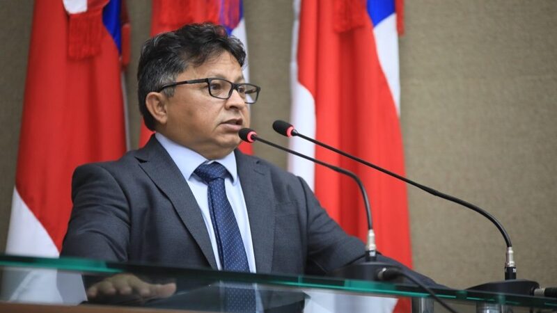 Diretoria do PT-AM emite nota sobre suposto afastamento do deputado Sinésio Campos