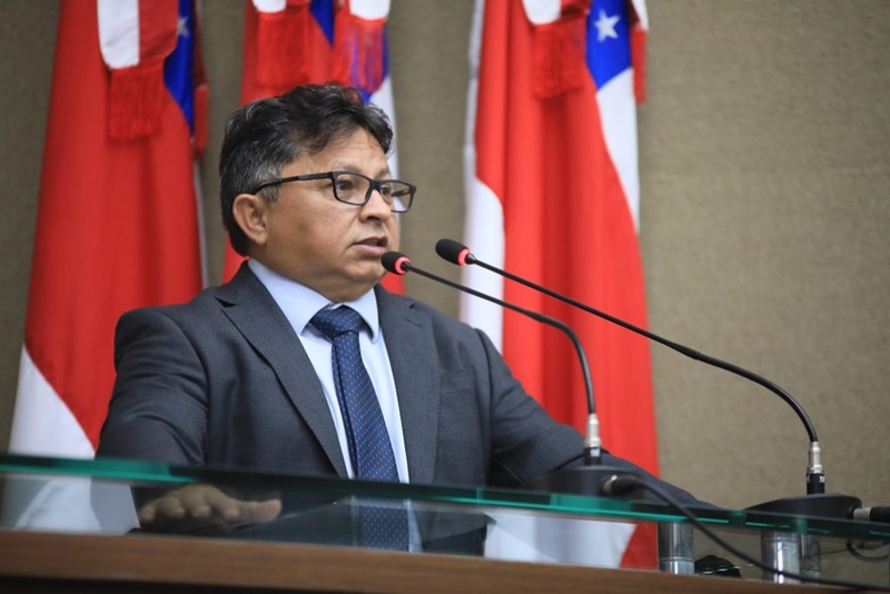 Diretoria do PT-AM emite nota sobre suposto afastamento do deputado Sinésio Campos