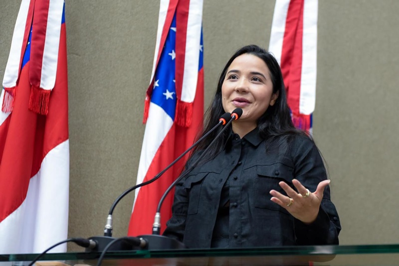 Dra. Mayara fala sobre o retorno de Adail Pinheiro à prefeitura de Coari