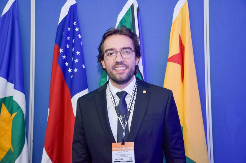 Deputado Thiago Abrahim diz na Unale que é importante participação do Parlamento Amazônico na COP 30