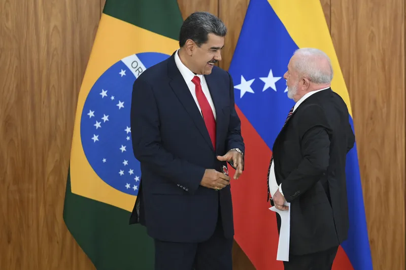 Ex Chanceler de Bolsonaro aponta Plano de Lula e Maduro envolvendo América Latina