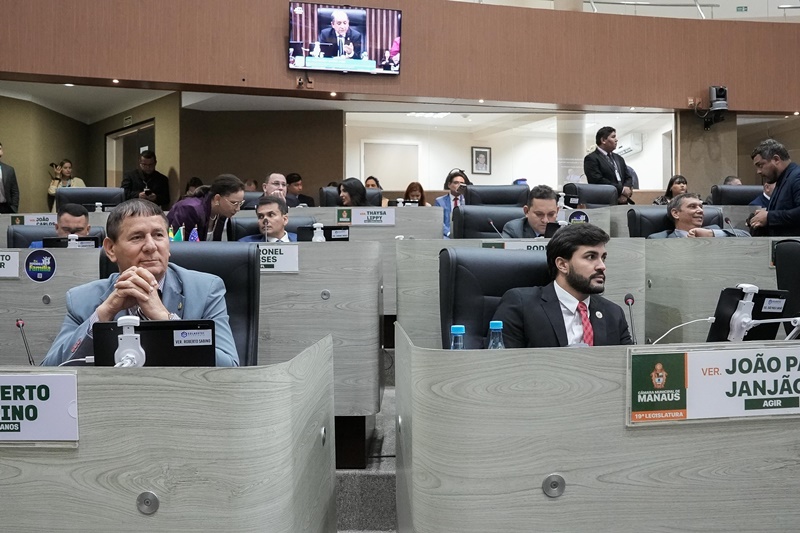 Câmara Municipal de Manaus homenageia mulheres e discute pautas importantes durante 8ª Sessão Ordinária