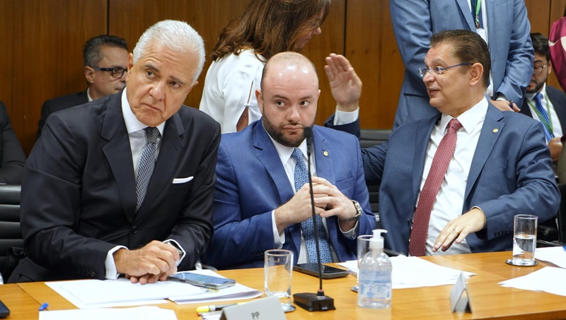 Fausto Junior assume como vice-líder do União Brasil na Câmara