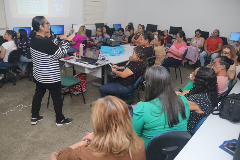 Educadores da Prefeitura de Manaus participam de formações do Projeto Integrado de Formação Continuada