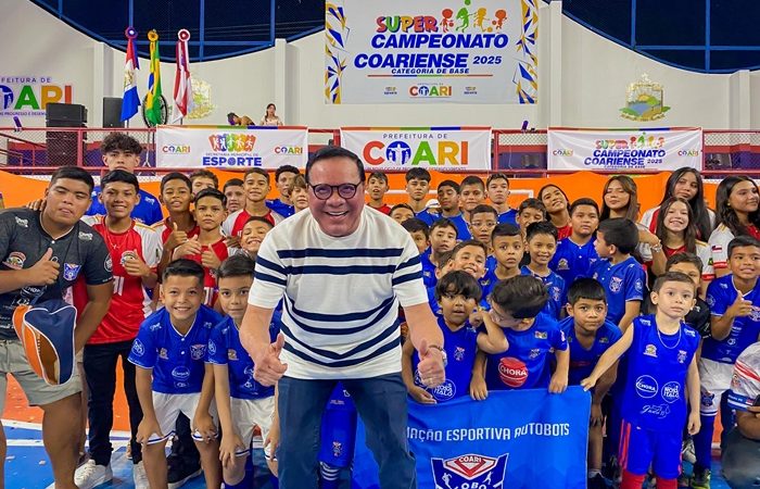 ABERTURA DO SUPER CAMPEONATO COARIENSE DE CATEGORIAS DE BASE REÚNE MULTIDÃO