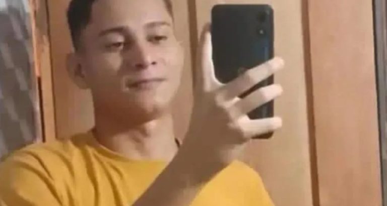 Jovem é morto a tiros em embarcação após suposta crise de ciúmes no município de Eirunepé no Amazonas