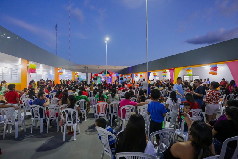 Escola Dirce Pinheiro celebra 19 anos com programação especial e presença do prefeito Adail Pinheiro