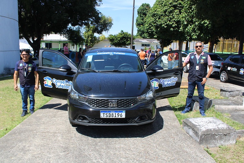 Prefeitura de Manaus realiza a entrega de 10 novos veículos aos Conselhos Tutelares