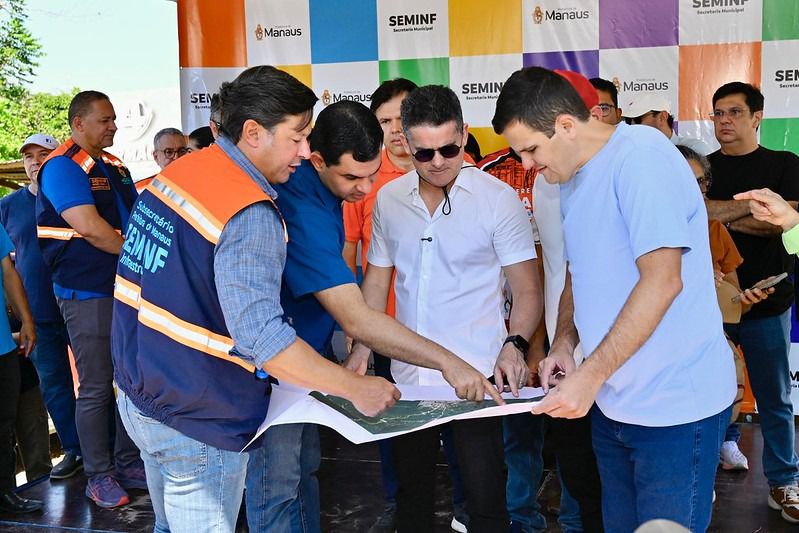 Prefeito David Almeida dá ordem de serviço para asfaltamento de quatro ramais e reforça compromisso com a zona rural de Manaus