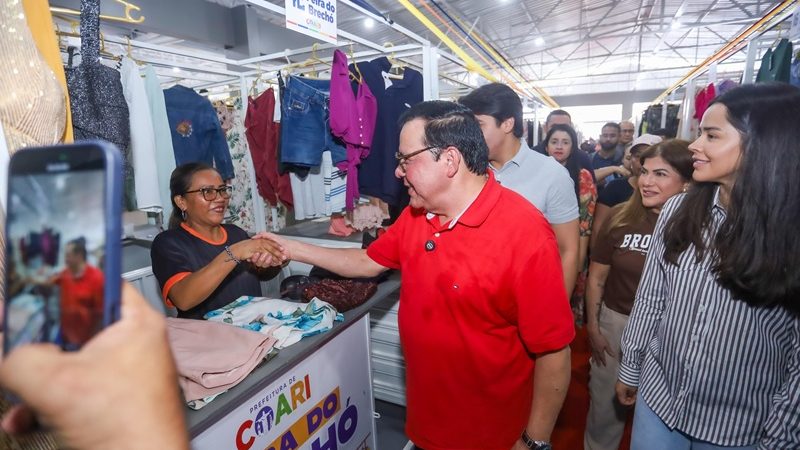 Prefeito Adail Pinheiro inaugura Feira do Brechó e fortalece empreendedorismo em Coari