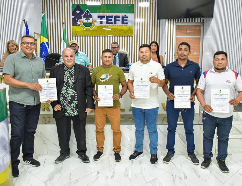 Prefeito Nicson Marreira esteve presente na sessão ordinária da Câmara Municipal de Tefé