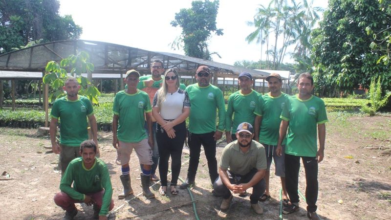 Prefeitura de Lábrea intensifica apoio ao setor primário com distribuição de mudas e assistência técnica