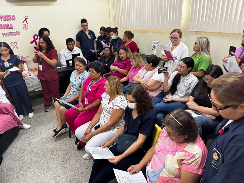 Maternidade Moura Tapajóz destaca formas de prevenção e diagnóstico precoce em evento alusivo ao ‘Outubro Rosa’