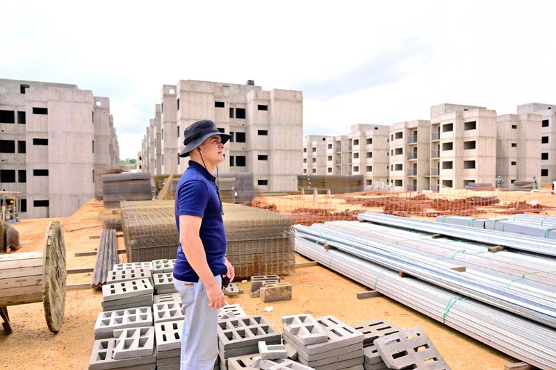 Prefeito David Almeida anuncia entrega do habitacional Mário Haddad para fevereiro e prevê novas moradias até julho de 2026