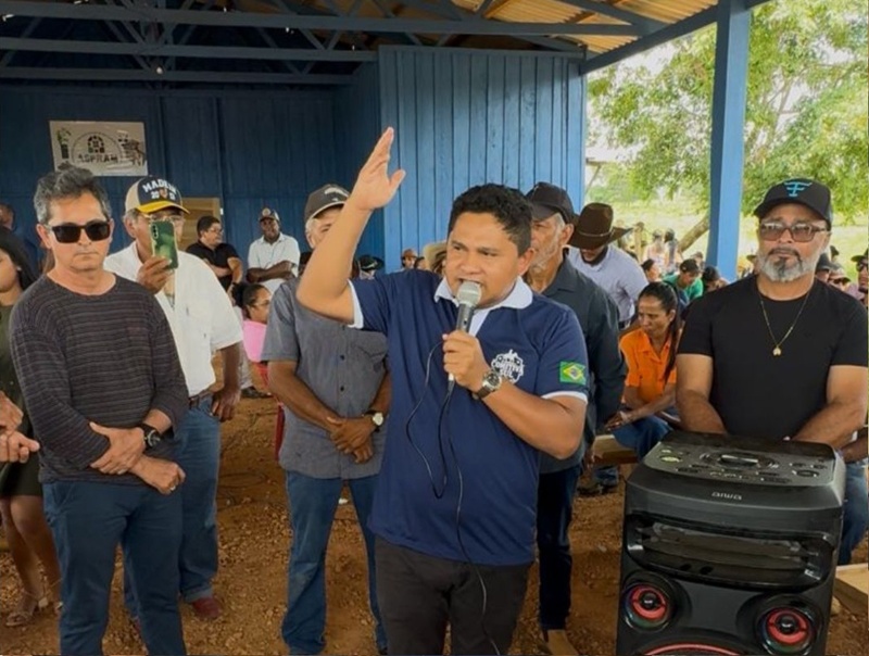 João Roberto visita a região do sul de labrea e leva anúncio de retomada de obras paradas na região