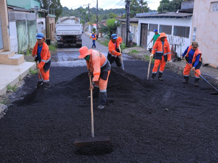 Prefeitura de Manaus segue transformando ruas e recupera mais uma via no bairro Cidade Nova