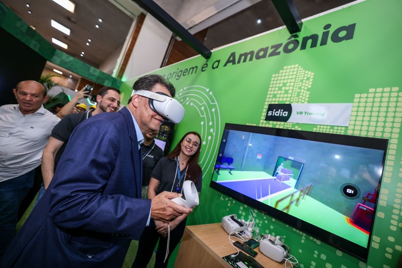 Eduardo Braga visita ExpoPIM 2026 e reforça papel estratégico da Zona Franca de Manaus