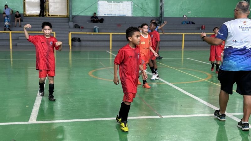 Prefeitura fortalece atenção à saúde de pessoas com doenças crônicas com capacitação de enfermeiros e médicos