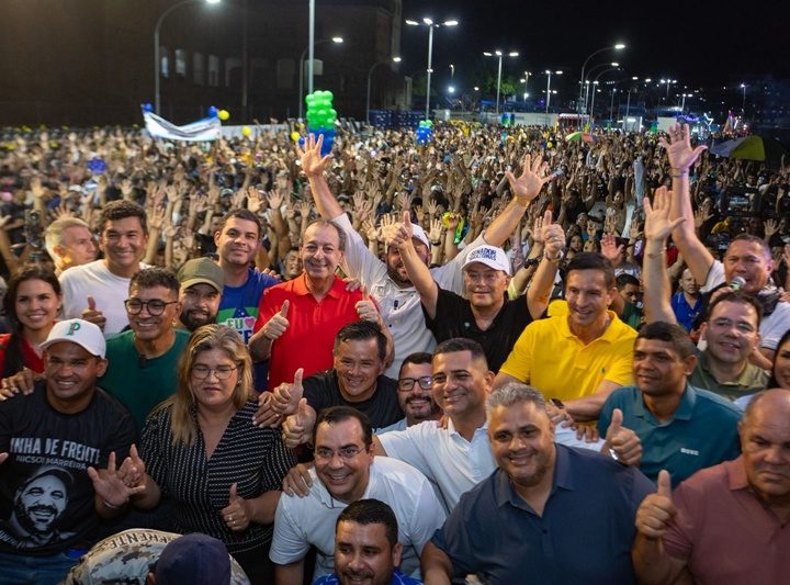 Omar Aziz entrega obras estruturantes e demonstra força no interior do Amazonas