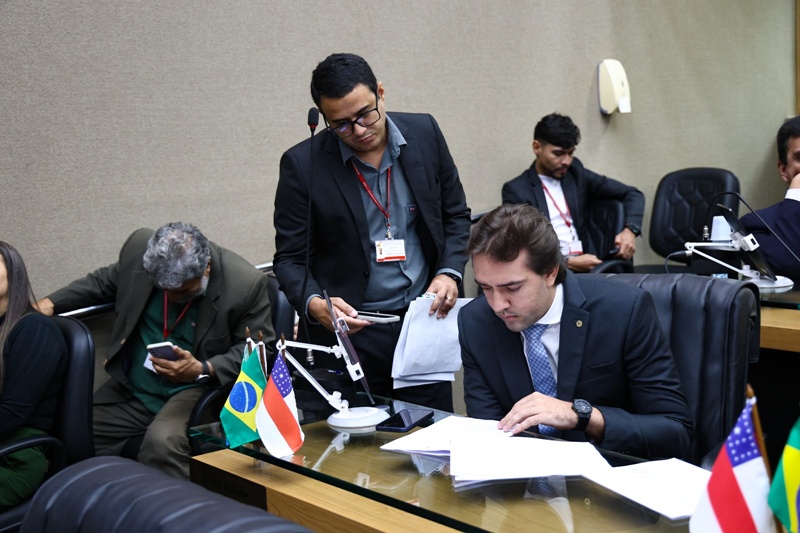 Projeto de Lei de Thiago Abrahim estabelece feiras livres como espaços de geração de renda e valorização da cultura regional