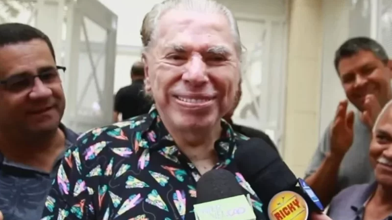 Sílvio Santos recebe parabéns surpresa em aniversário de 93 anos: ‘Um gás para voltar’