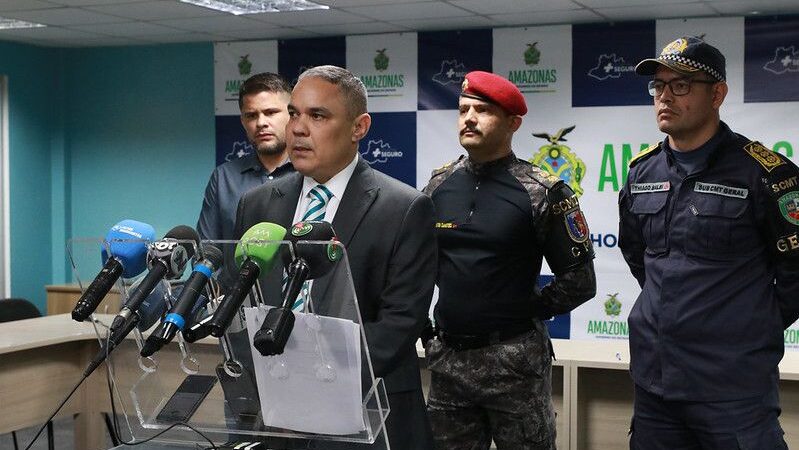 Secretario de Segurança diz que deputado praticou abuso de autoridade e humilhou policiais ao ser abordado em operação