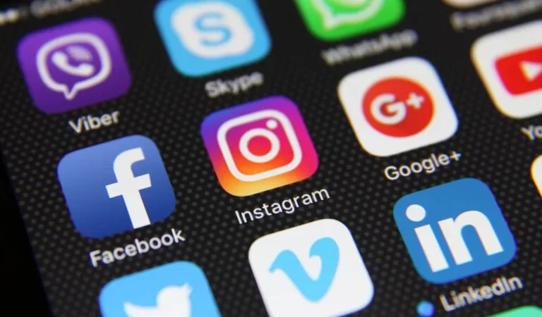 Facebook e Instagram passam por instabilidade nesta terça-feira (5)