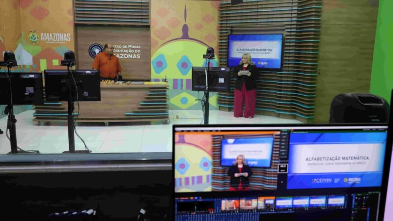 Educadores participam de 2º encontro formativo do programa ‘Amazonas+Alfabetizado’