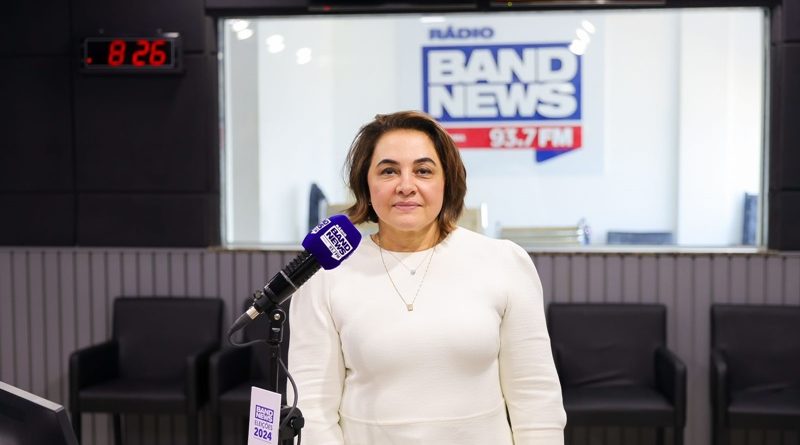 Professora Maria do Carmo destaca ‘revolução na educação’ em primeiro debate dos vices