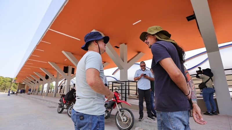 Prefeito David Almeida inspeciona serviços finais para entrega do Terminal de Integração 7 ainda em setembro