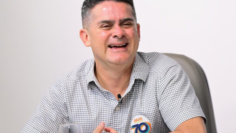 No Dia do Médico, David Almeida destaca avanços na saúde básica em Manaus