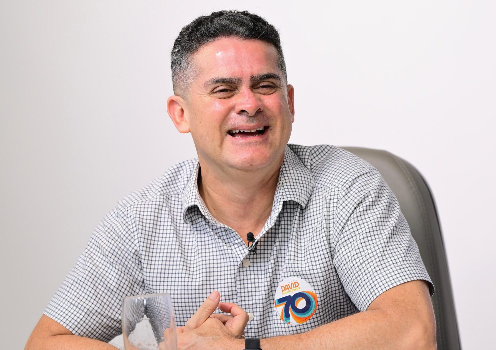 No Dia do Médico, David Almeida destaca avanços na saúde básica em Manaus