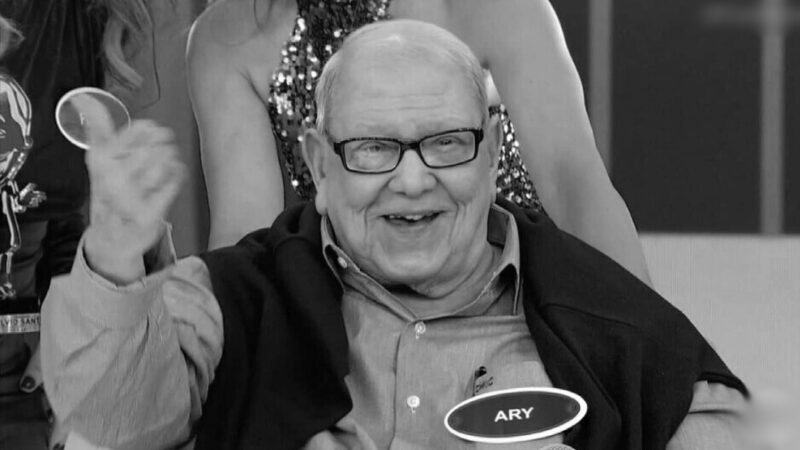 Morre Ary Toledo, ícone do humor brasileiro, aos 87 anos