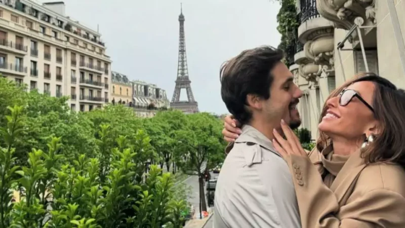 Sabrina Sato está grávida; apresentadora e Nicolas Prattes estão à espera do primeiro filho