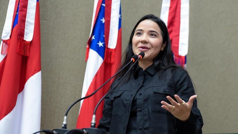 Dra. Mayara fala sobre o retorno de Adail Pinheiro à prefeitura de Coari