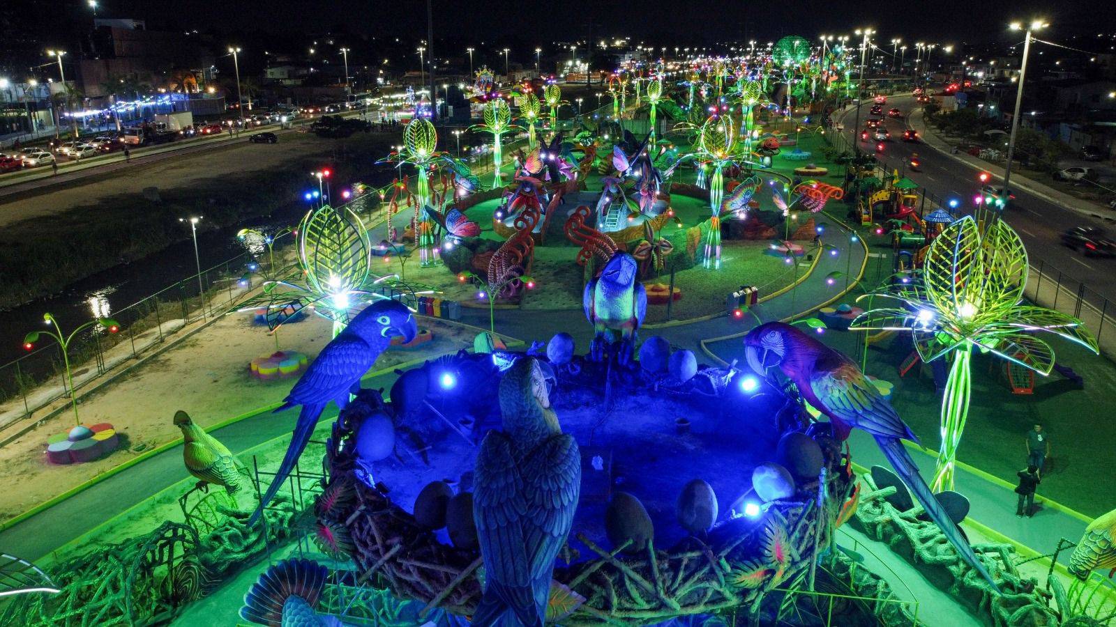 Prefeitura inaugura segunda etapa do Gigantes da Floresta, com portal, insetos lúdicos e orquidário