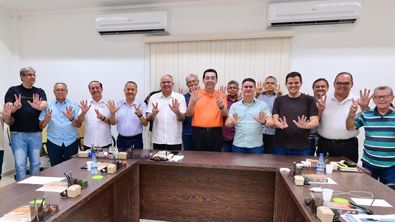 Assembleia de Deus segue apoiando David Almeida no segundo turno