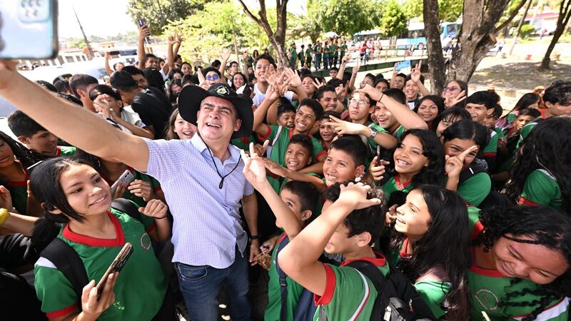 Memórias da infância de David Almeida refletidas na gestão de Manaus