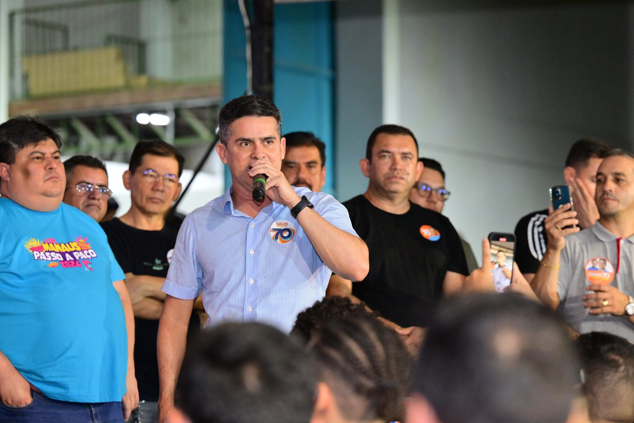 David Almeida defende Manaus de quem age contra o povo