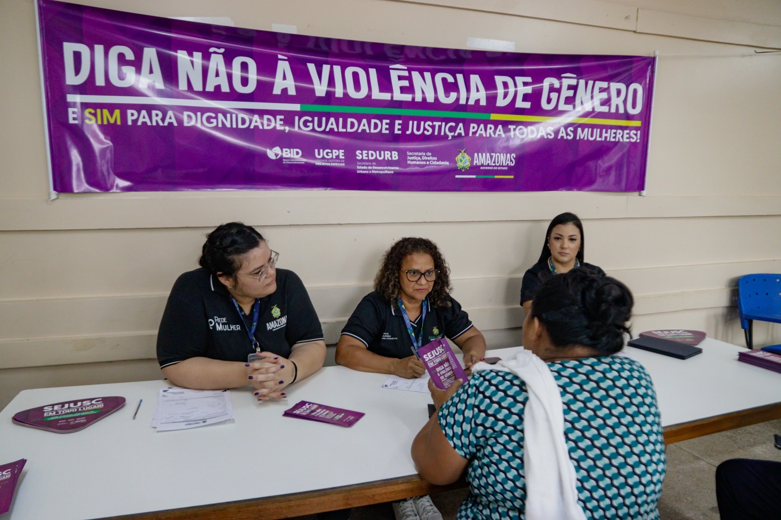 Ação do Governo do Amazonas capacita mulheres de Iranduba em artes manuais