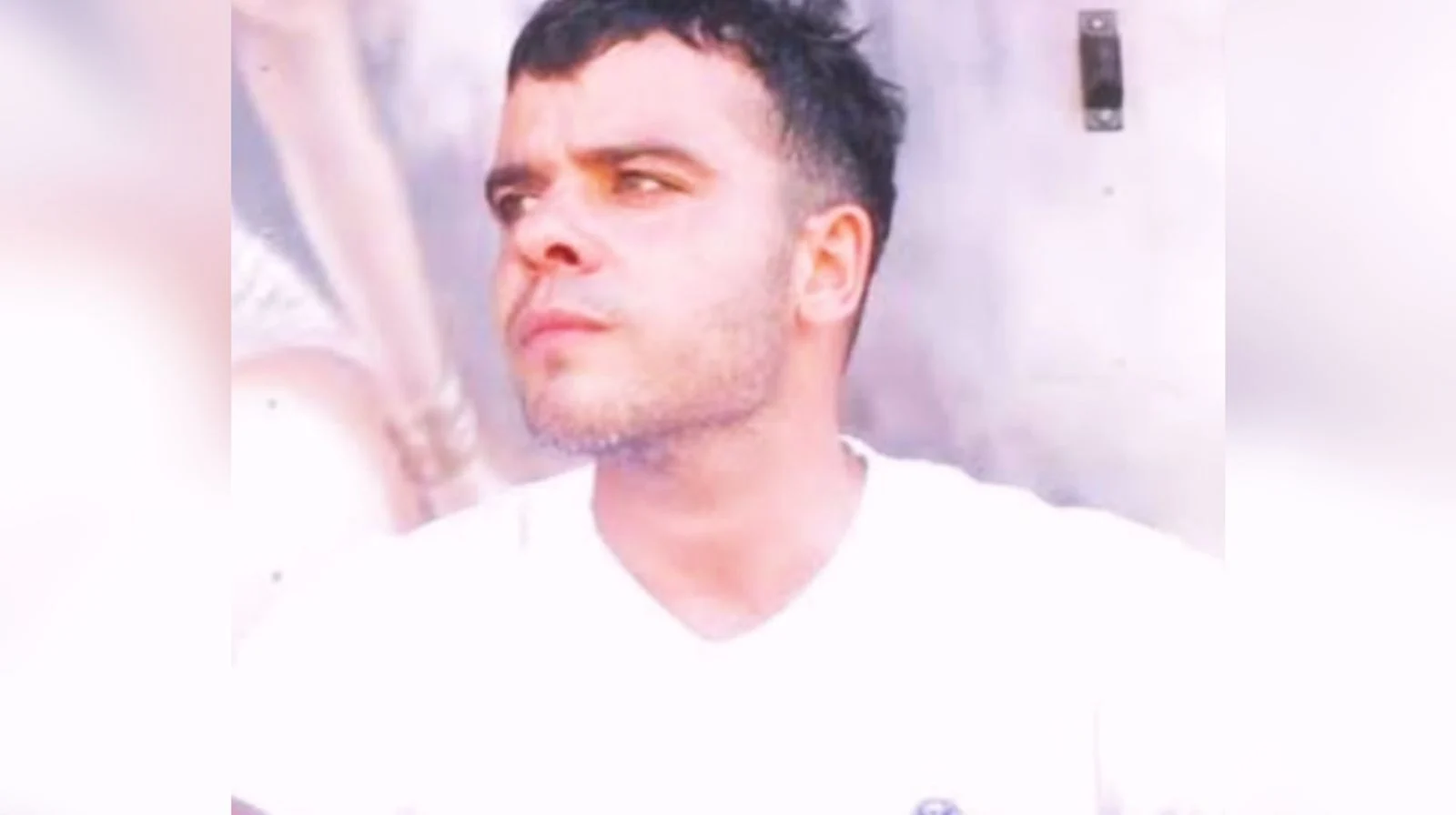 Ex-ator mirim da Globo é morto a tiros em carro, na Bahia