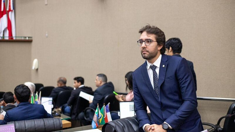 Desconto automático de até 30% no IPVA 2025 para bons condutores já está disponível no Amazonas. Iniciativa é do deputado Thiago Abrahim