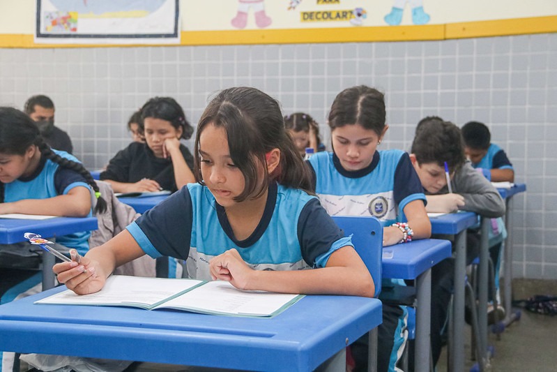 Mais de 36 mil estudantes da rede municipal de ensino participam do 1º simulado Pró- Saeb 2025